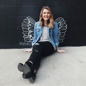 Meet your Posher, Kayla